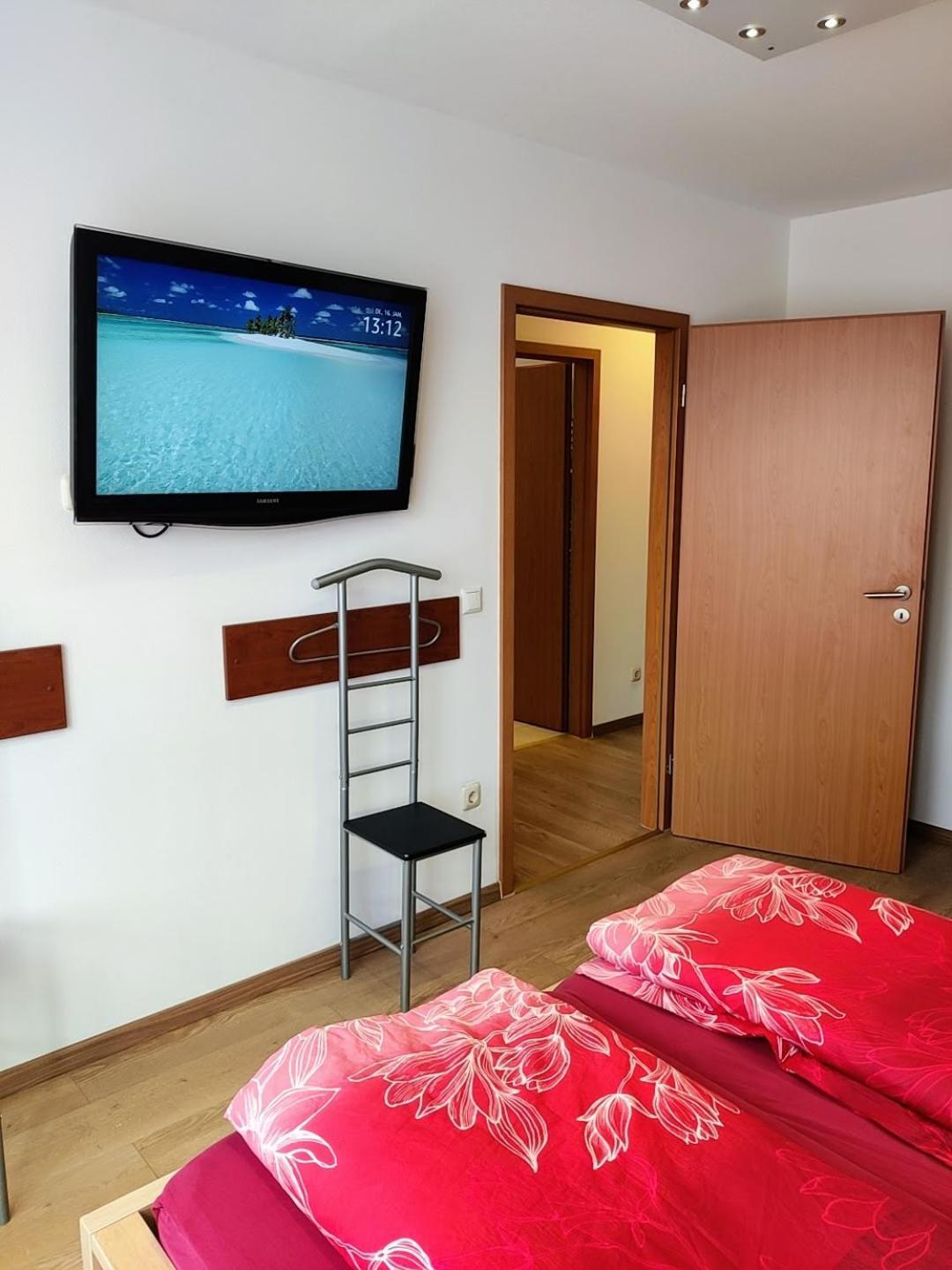 80 Qm Apartment Alessia Nuernberg Zewnętrze zdjęcie